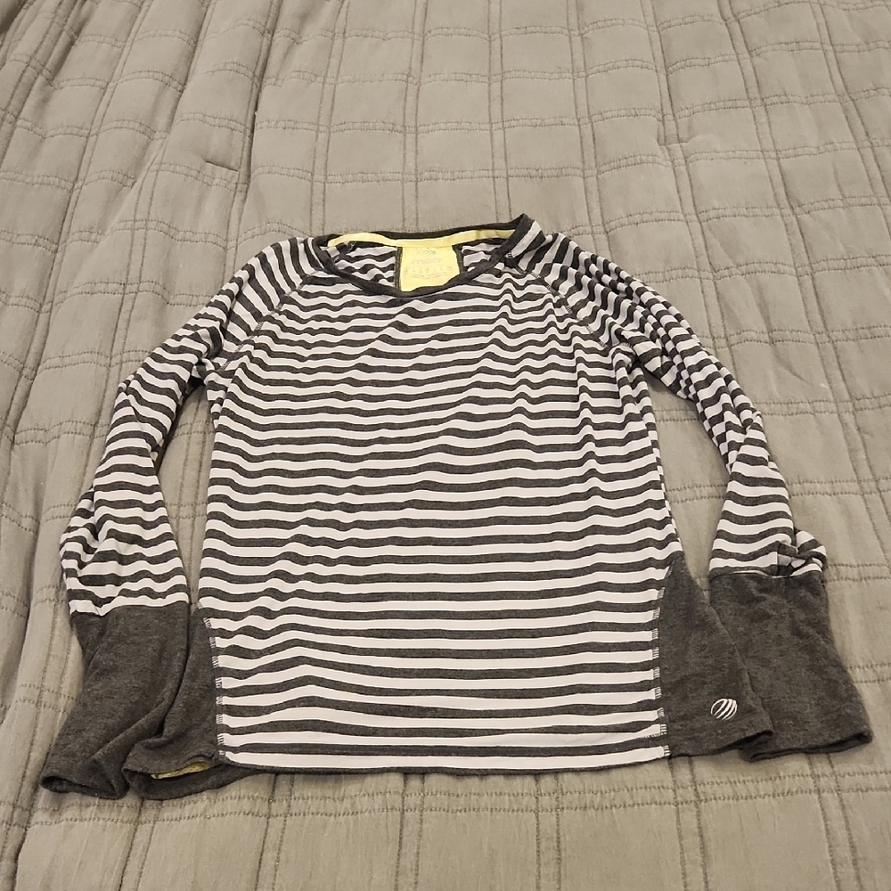 MPG Gray Striped Long Sleeve Tee Size L!